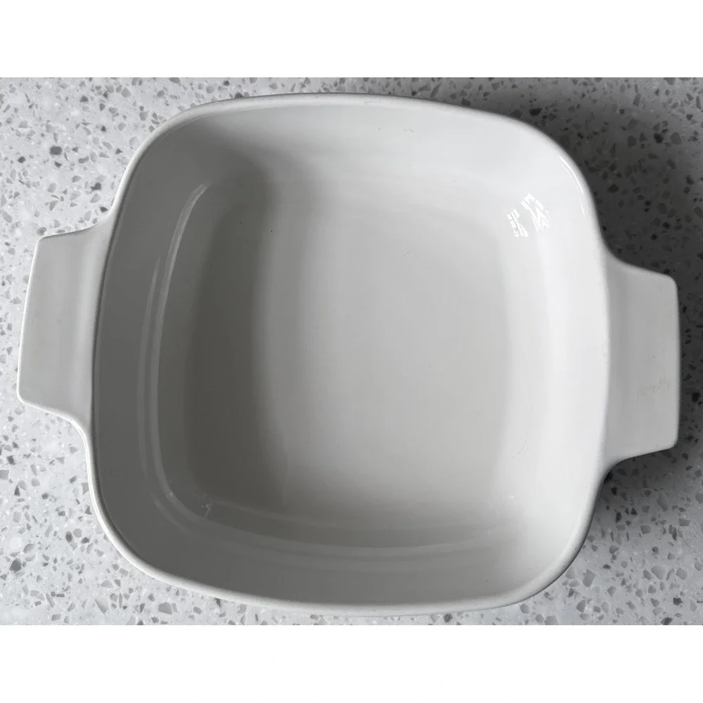 Corningware details this